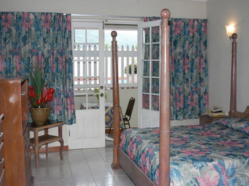 Village Hotel Ocho Rios Exteriér fotografie