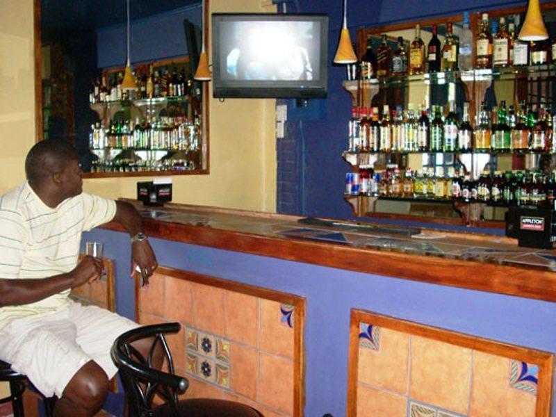 Village Hotel Ocho Rios Restaurace fotografie
