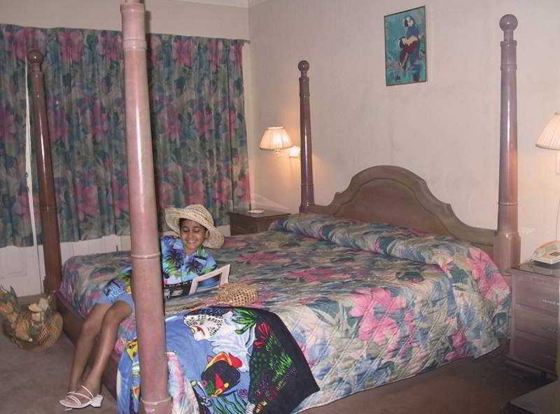 Village Hotel Ocho Rios Pokoj fotografie